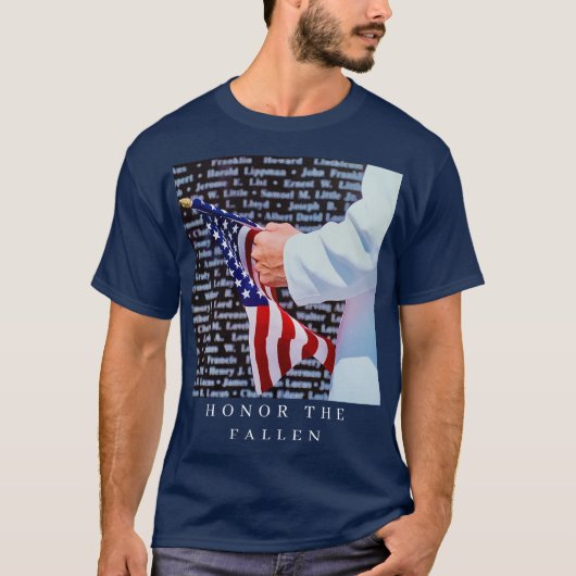 Memorial to Fallen Brave Heroes of War  T-Shirt (Voorkant)