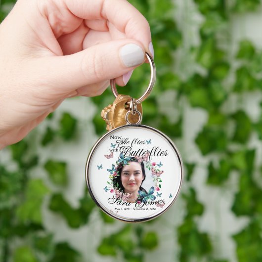 Memorial Ze vliegt nu met vlinders Sleutelhanger (Hand)