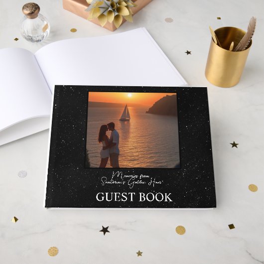 Memories from Santorini’s Golden Hour – Romantic Gastenboek (Voorkant open)