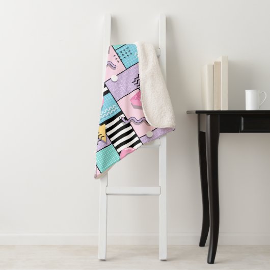 Memphis Party Sherpa Deken (In situ)