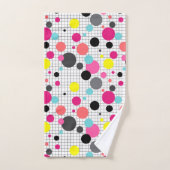 Memphis polka dots bad handdoek (Handdoek)