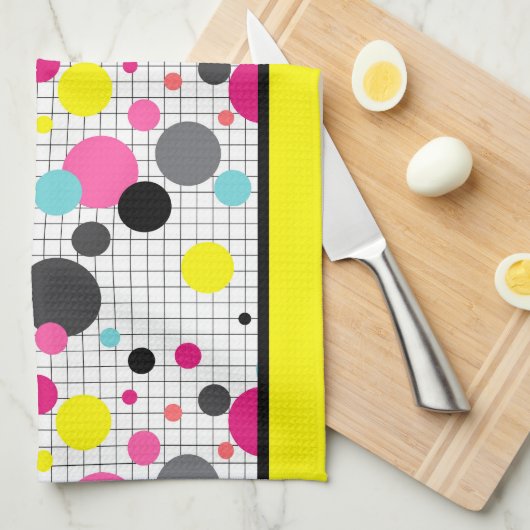 Memphis polka dots theedoek (Quarter Fold)