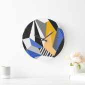 Memphis Style: Creatieve geometrische collage. Grote Klok (Huis)