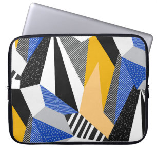 Memphis Style: Creatieve geometrische collage. Laptop Sleeve