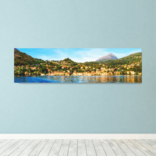 Menaggio aan het Comomeer, Italië. Canvas Afdruk (Insitu (Houten vloer))