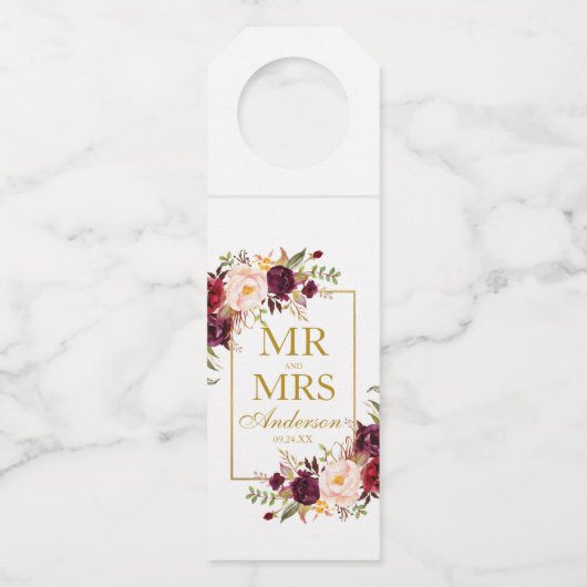 Meneer en mevrouw Bourgondië Floral Gold Wedding Flessenhanger (Voorkant)