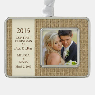 Meneer en mevrouw Eerste Kerstfoto Rustic Burlap Verzilverd Omlijst Ornament