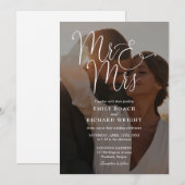 Meneer en mevrouw Elegant Modern Script Foto Bruil Kaart (Voorkant / Achterkant)