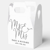 Meneer en mevrouw Elegant Script Zwart-wit bruilof Bedankdoosjes (Geopend)