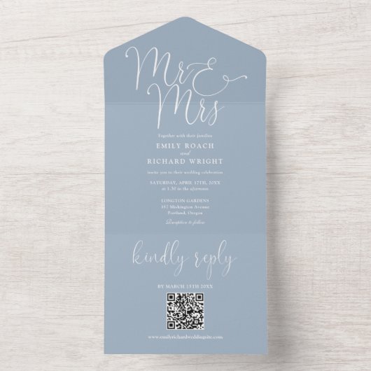 Meneer en mevrouw Modern QR Code Dusty Blue Weddin All In One Uitnodiging (Binnen)