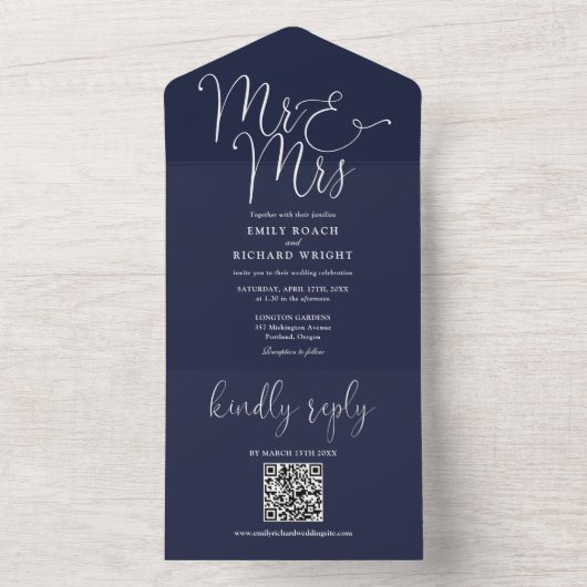Meneer en mevrouw Modern QR Code Navy Blue Wedding All In One Uitnodiging (Binnen)