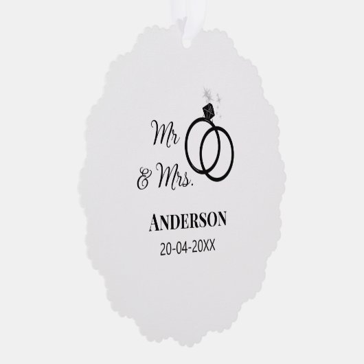 Meneer en mevrouw voegen familienaam datum jaar hu ornament kaart (Rechts)
