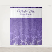 Meneer & Mevrouw Elegant Paars Witte Achtergrond Wandkleed (Voorkant)