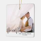 Meneer & Mevrouw Script Hart Moderne Trouwfoto Gel Keramisch Ornament (Links)