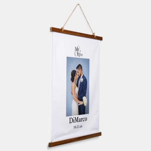 Meneer & Mevrouw Trouwfoto met Naam & Datum Hangend Wandkleed (Gebogen)
