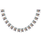 mengen-onder-een-bladerdak-van-kleurrijk-broodje vlaggetjes (Alle)