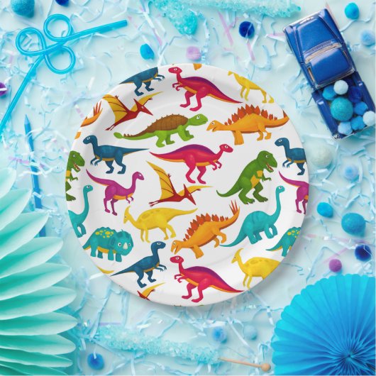 Mengsel van kleurrijke dinosaurussen in zwart canv papieren bordje (Feest)