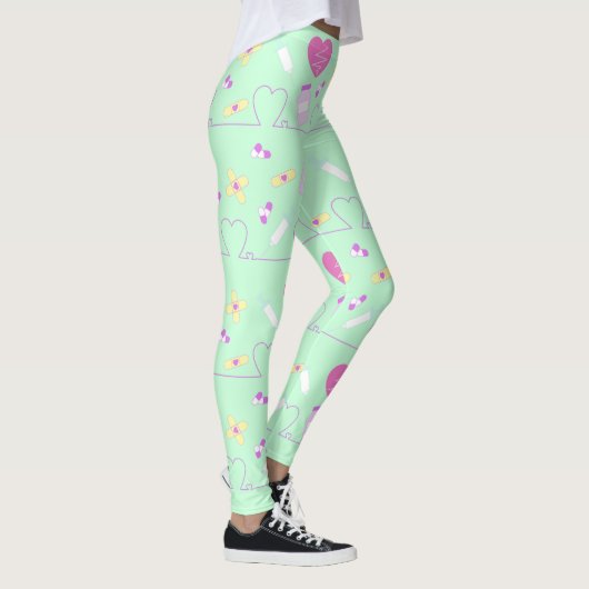 menhera in mint leggings (Rechts)