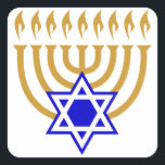 Menorah en de ster van David Vierkante Sticker<br><div class="desc">Gouden menora met blauwe davidster in het midden onderaan</div>
