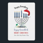 Menorah en Santa Hat Holiday Card Kaart<br><div class="desc">Een Hanukkah-kerstkaart met een menorah en het pet van de Kerstman. Ideaal voor de menigte van de "Holiday Season". Ontworpen door: Rawpixel.com). Ontworpen door: Freepik). Ontworpen door: Freepik). () De kaart is gemakkelijk aan te passen aan de tekst, het lettertype en de tekenkleur.() Niet precies wat je zoekt? Al onze...</div>