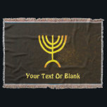 Menorah Flame Deken<br><div class="desc">Een bruine en gouden digitale weergave van de joodse zeven-vertakte menorah (Hebreeuws: מְ נ וֹ ה ‎). Voeg je eigen tekst toe. De zeven-vertakte menorah, die wordt gebruikt in het draagbaar toevluchtsoord dat door Mozes in de wildernis en later in de tempel in Jeruzalem is opgezet, is sinds de oudheid...</div>