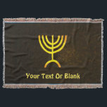 Menorah Flame Deken<br><div class="desc">Een bruine en gouden digitale weergave van de joodse zeven-vertakte menorah (Hebreeuws: מְ נ וֹ ה ‎). Voeg je eigen tekst toe. De zeven-vertakte menorah, die wordt gebruikt in het draagbaar toevluchtsoord dat door Mozes in de wildernis en later in de tempel in Jeruzalem is opgezet, is sinds de oudheid...</div>