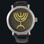 Menorah Flame Horloge<br><div class="desc">Een digitale weergave van de joodse zeven-vertakte menorah (Hebreeuws: מְ נ רָ ה ‎). De zeven-vertakte menorah, die wordt gebruikt in het draagbaar toevluchtsoord dat door Mozes in de wildernis en later in de tempel in Jeruzalem is opgezet, is sinds de oudheid een symbool van het jodendom en is het...</div>