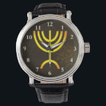 Menorah Flame Horloge<br><div class="desc">Een digitale weergave van de joodse zeven-vertakte menorah (Hebreeuws: מְ נ רָ ה ). De zeven-vertakte menorah, die wordt gebruikt in het draagbaar toevluchtsoord dat door Mozes in de wildernis en later in de tempel in Jeruzalem is opgezet, is sinds de oudheid een symbool van het jodendom en is het...</div>