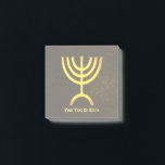 Menorah Flame Post-it® Notes<br><div class="desc">Een bruine en gouden digitale weergave van de Joodse zevenvertakte menora (Hebreeuws: מְנוֹרָה). Aanpassen door uw eigen tekst toe te voegen. De zeven vertakte menora, gebruikt in het draagbare heiligdom dat door Mozes in de wildernis en later in de Tempel in Jeruzalem is opgezet, is sinds de oudheid een symbool...</div>