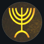 Menorah Flame Ronde Sticker<br><div class="desc">Een digitale weergave van de joodse zeven-vertakte menorah (Hebreeuws: מְ נ רָ ה ‎). De zeven-vertakte menorah, die wordt gebruikt in het draagbaar toevluchtsoord dat door Mozes in de wildernis en later in de tempel in Jeruzalem is opgezet, is sinds de oudheid een symbool van het jodendom en is het...</div>