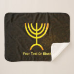 Menorah Flame Sherpa Deken<br><div class="desc">Een bruine en gouden digitale weergave van de joodse zeven-vertakte menorah (Hebreeuws: מְ נ וֹ ה ). Voeg je eigen tekst toe. De zeven-vertakte menorah, die wordt gebruikt in het draagbaar toevluchtsoord dat door Mozes in de wildernis en later in de tempel in Jeruzalem is opgezet, is sinds de oudheid...</div>