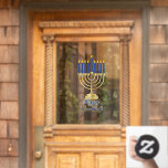 Menorah met Lights Happy Hanukkah Raamsticker<br><div class="desc">Ideaal voor het vieren van het Hanukkaseizoen,  dit ontwerp kenmerkt onze originele menorah vector grafisch met manuscripttekst kalligrafie,  de groet "Happy Hanukkah".  Composietontwerp door vakantieharten Design (gereserveerde rechten).</div>