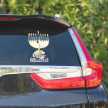 Menorah met Lights Happy Hanukkah Sticker<br><div class="desc">Ideaal voor het vieren van het Hanukkaseizoen,  dit ontwerp kenmerkt onze originele menorah vector grafisch met manuscripttekst kalligrafie,  de groet "Happy Hanukkah". Composietontwerp door vakantieharten Design (gereserveerde rechten).</div>