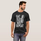Mens  Barber Eat Sleep Fade Repeat T-shirt (Voorkant volledig)