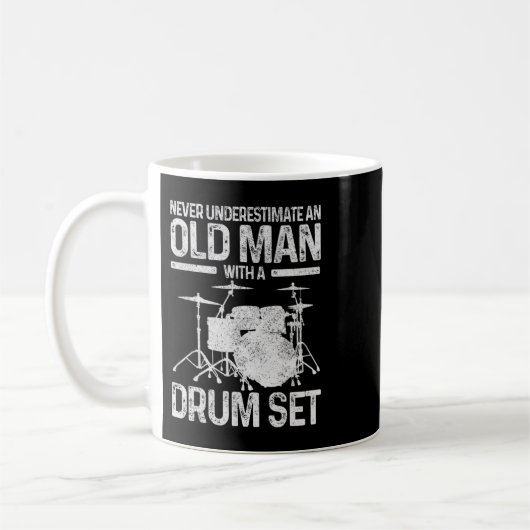 Mens Drummer Gift Never Underestimate An Old Man W Koffiemok (Links)