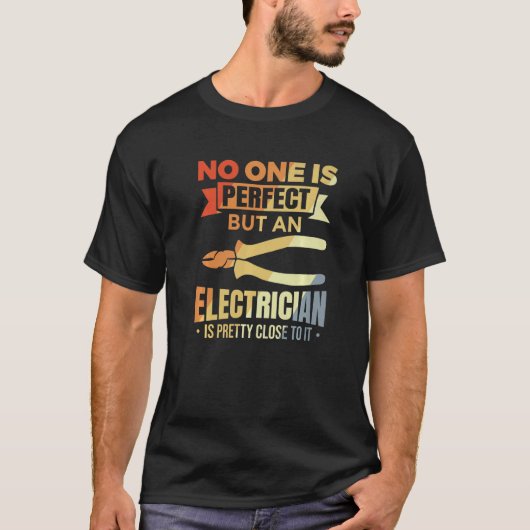 Mens  Electronics Technician Joke for Electricians T-shirt (Voorkant)