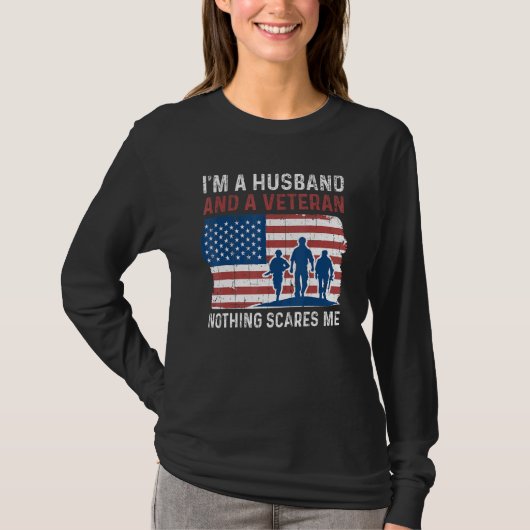 Mens Husband Nothing Scares Me American Proud Vete T-shirt (Voorkant)