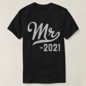 Mens Mr Est 2021 Wedding Engagement Newlywed Gift  T-shirt (Design voorkant)