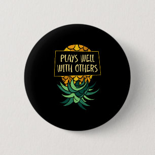 Mens omgekeerde ananas speelt anderen grappig ronde button 5,7 cm