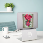 Menselijk hart met rode rozenbloemen surrealistisc sticker (Laptop op bureau)