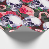 Menselijke schedel met flamingo en rode rozenbloem cadeaupapier (Hoek)