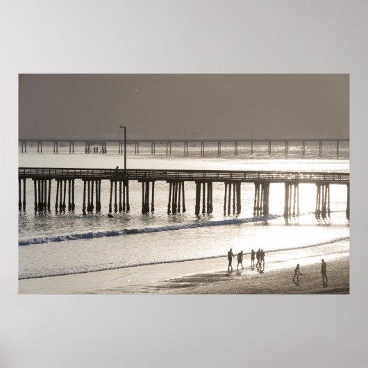 Mensen die Avila Beach eten Poster (Voorkant)
