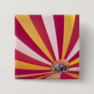 Mensen die een hete luchtballon vullen, Fort Colli Vierkante Button 5,1 Cm