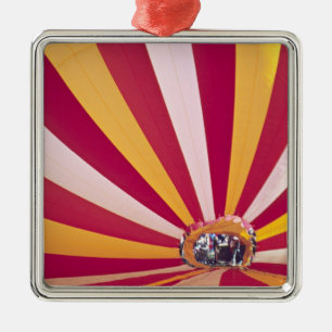Mensen die een heteluchtballon vullen, Fort Collin Metalen Ornament