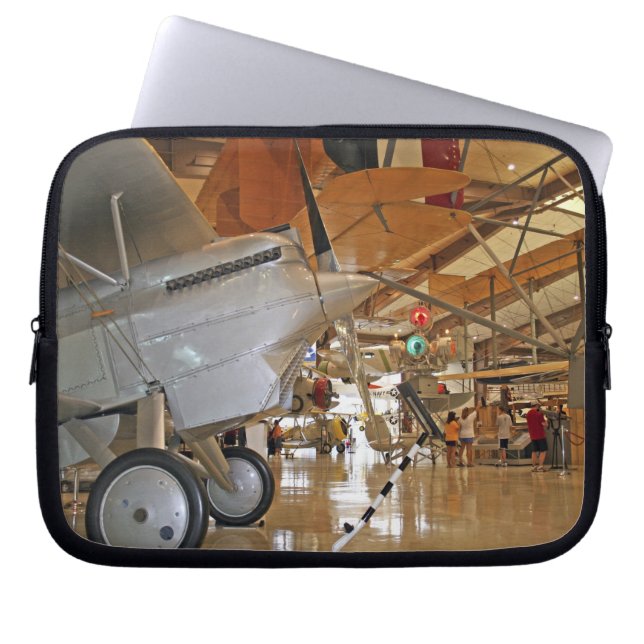 Mensen die het National Museum of Naval Aviation b Laptop Sleeve (Voorkant)
