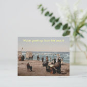 mensen die op het strand in de zon zwemmen briefkaart (Staand voorkant)