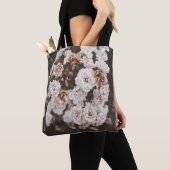 MENSEN GATHERNEN OVER GEBOUWEN TOTE BAG (Dichtbij)