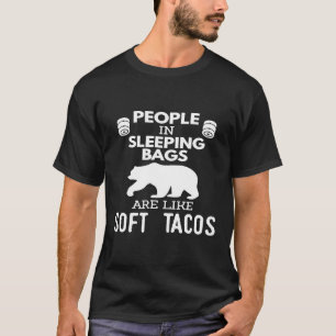 Mensen in slaapzakken zijn net een soort zachte ta t-shirt