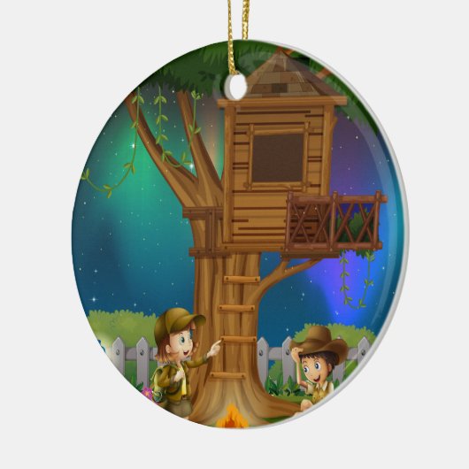 Mensen kamperen in het park keramisch ornament (Links)