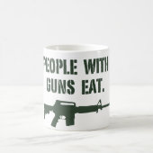 Mensen met Pistolen eten Mok (Center)